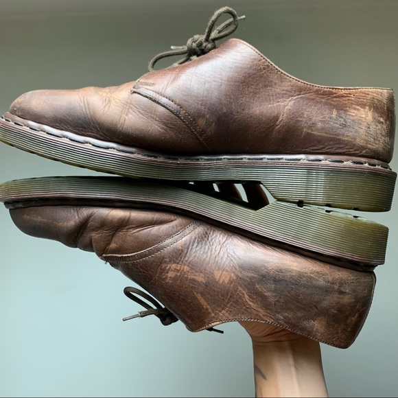 Dr. Martens The Original Brown Leather Shoes - Picture 6 of 10